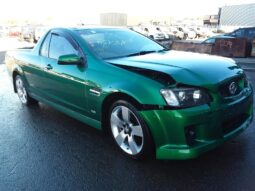 HOLDEN COMMODORE 6.0 LITRE V8 MANUAL WRECKING