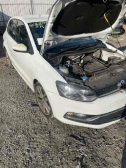 6/2016 VW POLO 6R TSI MANUAL 1.2LTR TURBO PETROL HBACK WHITE FWD full