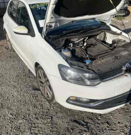 6/2016 VW POLO 6R TSI MANUAL 1.2LTR TURBO PETROL HBACK WHITE FWD full