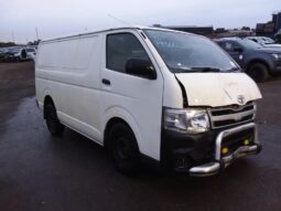 TOYOTA HIACE 2.7 LITRE PETROL MANUAL WRECKING