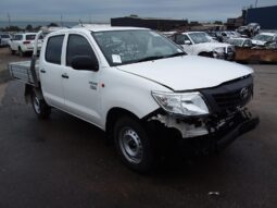 TOYOTA HILUX 2.7 LITRE AUTOMATIC PETROL WRECKING