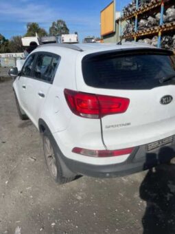 DRY CREEK WRECKERS – 10/2015 KIA SPORTAGE SL AUTO 2LTR G4NC PETROL FWD WHITE