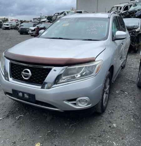 DRY CREEK WRECKERS-8/2013 NISSAN PATHFINDER R52 3.5L AUTO CVT FWD WAGON SILVER full