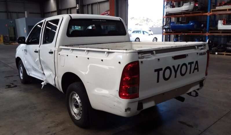 Wrecking 2009 Toyota Hilux 4×2 Workmate 2.7L Auto Petrol Utility | Stock No. W1924 full