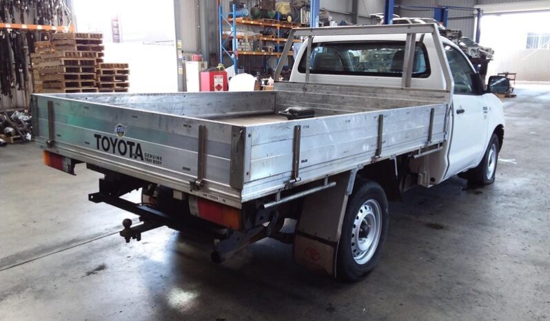 Wrecking 2010 Toyota Hilux 4×2 Workmate 2.7L Manual Petrol Pickup | Stock No. W1921 full