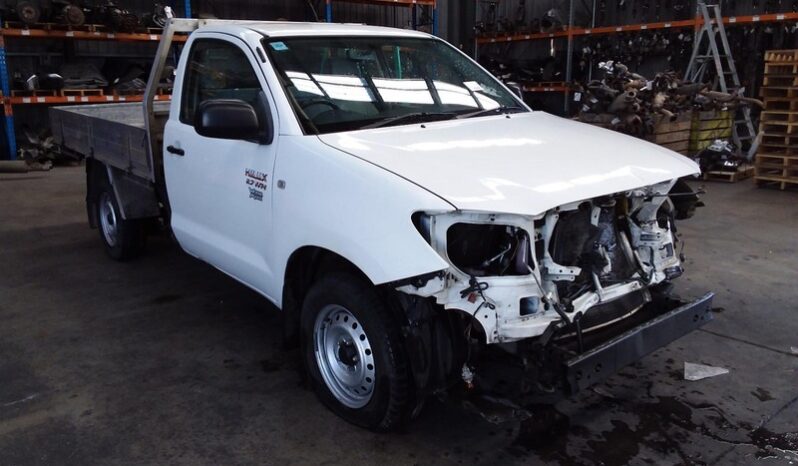 Wrecking 2010 Toyota Hilux 4×2 Workmate 2.7L Manual Petrol Pickup | Stock No. W1921 full