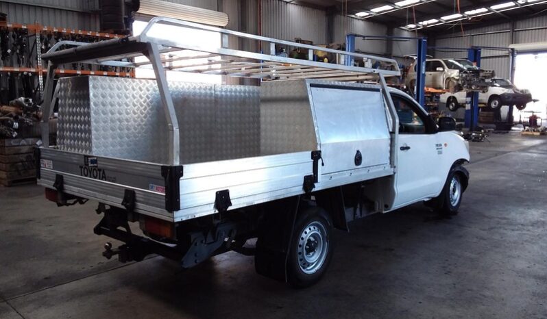 Wrecking 2011 Toyota Hilux 4×2 Workmate 3.0L Manual Diesel Pickup | Stock No. W1923 full