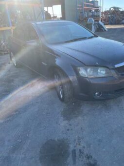 DRY CREEK WRECKERS-9/2006 HOLDEN CALAIS VE AUTO 3.6L 6CYL LY7 PETROL SEDAN GREY full