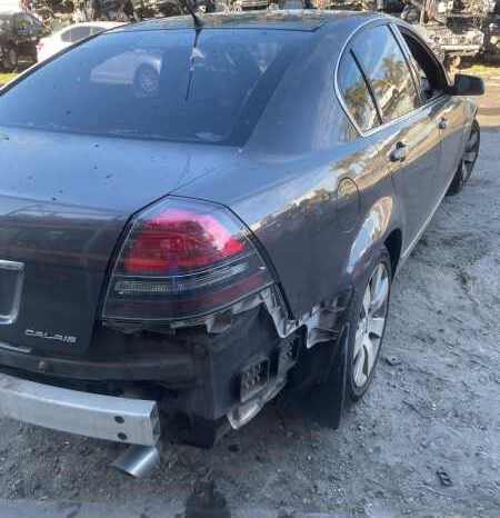 DRY CREEK WRECKERS-9/2006 HOLDEN CALAIS VE AUTO 3.6L 6CYL LY7 PETROL SEDAN GREY full