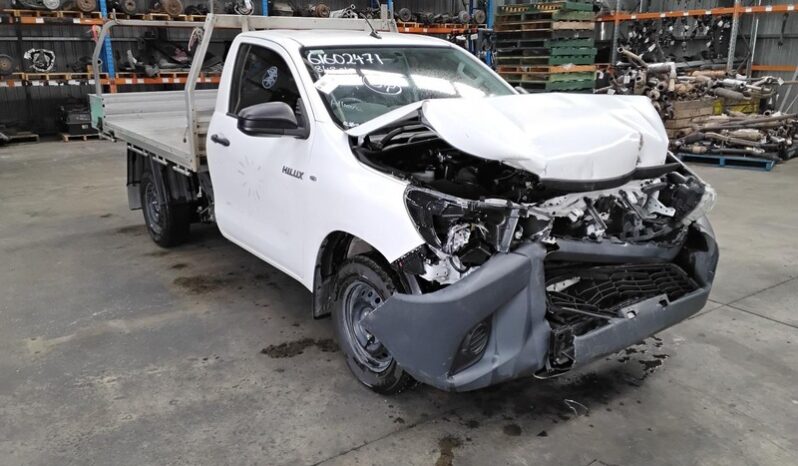 Wrecking 2018 Toyota Hilux 4×2 Workmate 2.7L Manual Petrol Pickup | Stock No. W2004 full