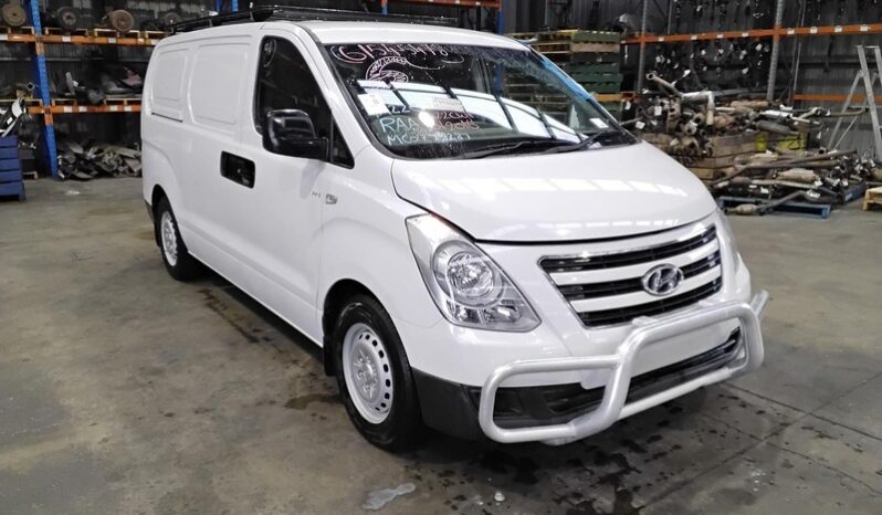 Wrecking 2017 Hyundai iLoad TQ 2.5L Auto Diesel Van | Stock No. W2008 full