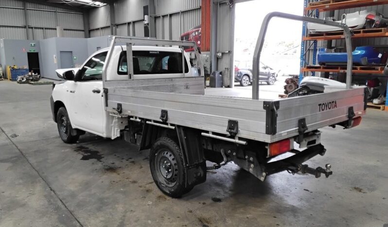 Wrecking 2018 Toyota Hilux 4×2 Workmate 2.7L Manual Petrol Pickup | Stock No. W2004 full