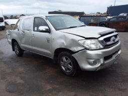 TOYOTA HILUX V6 PETROL AUTOMATIC WRECKING