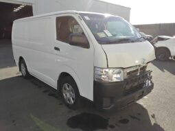 Wrecking 2017 Toyota HiAce 3.0L Auto Diesel Van | Stock No. W2035 full