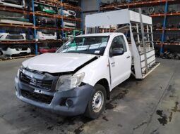 Wrecking 2013 Toyota Hilux 4×2 Workmate 2.7L Manual Petrol Pickup | Stock No. W2018