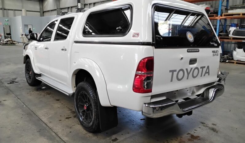 Wrecking 2014 Toyota Hilux 4×4 SR5 3.0L Auto Diesel Utility | Stock No. W2033 full