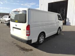 Wrecking 2017 Toyota HiAce 3.0L Auto Diesel Van | Stock No. W2035 full