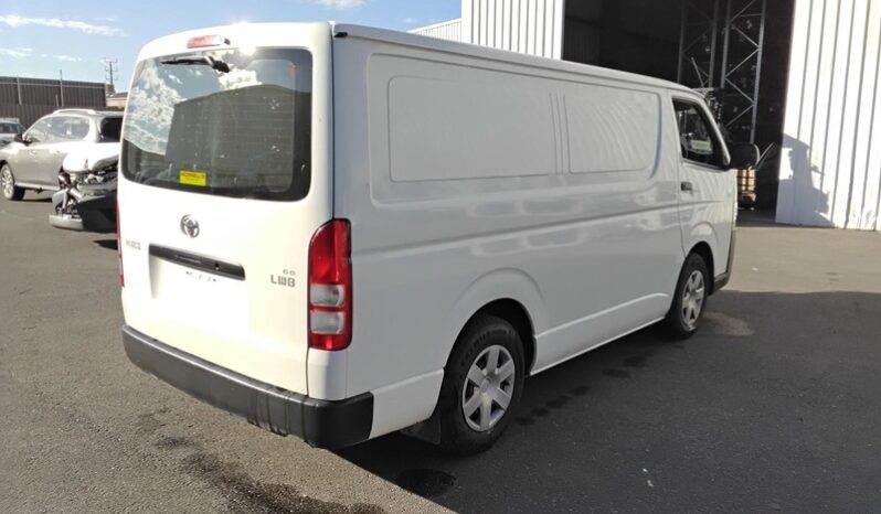 Wrecking 2017 Toyota HiAce 3.0L Auto Diesel Van | Stock No. W2035 full