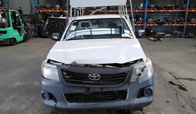 Wrecking 2013 Toyota Hilux 4×2 Workmate 2.7L Manual Petrol Pickup | Stock No. W2018 full