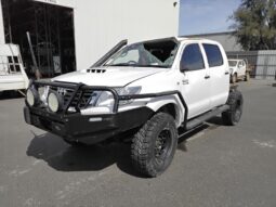 Wrecking 2015 Toyota Hilux 4×4 SR 3.0L Manual Diesel Pickup | Stock No. W2055