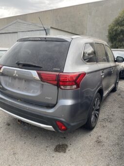 Mitsubishi Outlander ZK