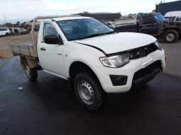 MITSUBISHI TRITON 2.5 LITRE DIESEL MANUAL WRECKING