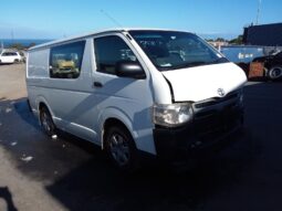 TOYOTA HIACE 2.7 LITRE PETROL AUTOMATIC WRECKING