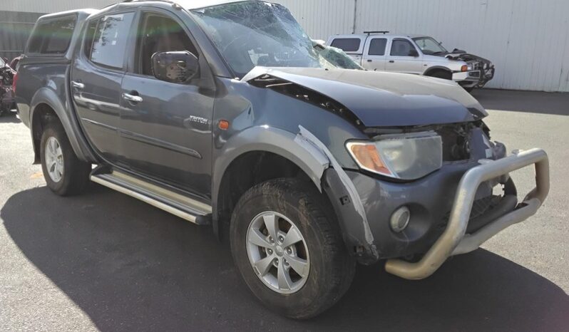 Wrecking 2006 Mitsubishi Triton ML 4×4 GLS 3.2L Manual Diesel Utility | Stock No. W2089 full