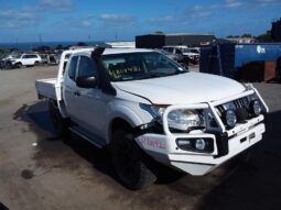 MITSUBISHI TRITON 2.4 LITRE DIESEL MANUAL WRECKING